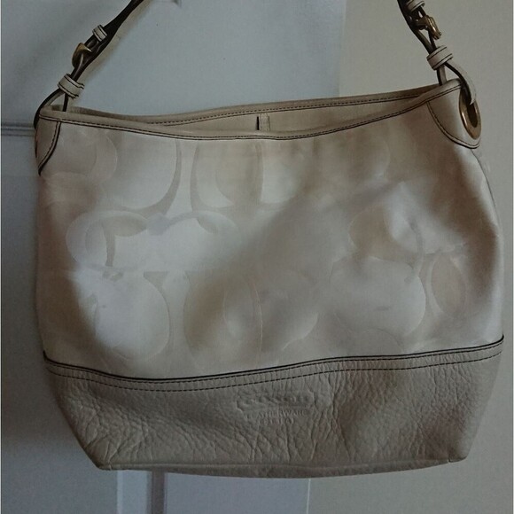 Coach logo cream/beige canvas and leather shoulder bag - Picture 3 of 15